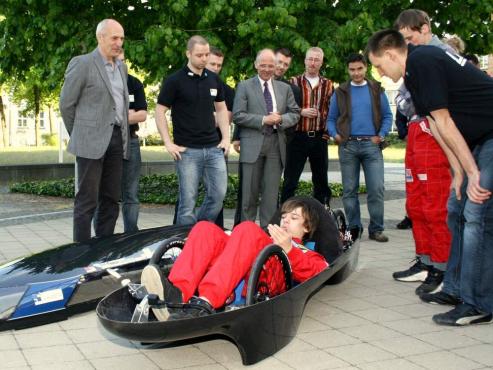 Bild zu Hochschule Lausitz prsentiert Fahrzeuge zum Shell Eco-marathon Europe